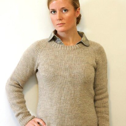 Ladies Classic Raglan Pullover