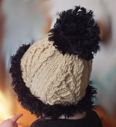 Twirling Vines Hat