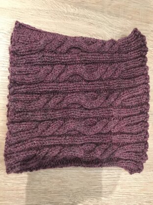 Twisted Day Cowl