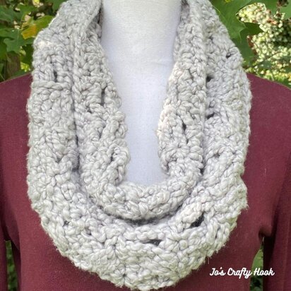 Boxy Bulky Cowl