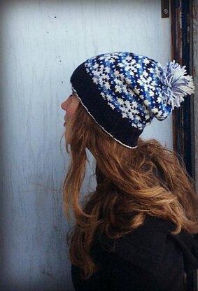 Snowflakes at Night Hat