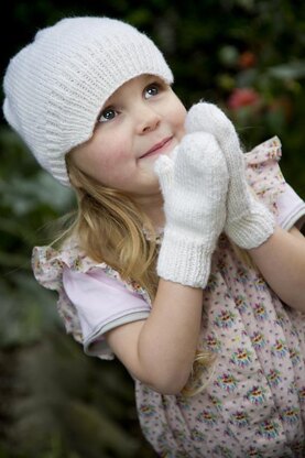 Snow White - Peak Hat and Simple Mittens - Little Cupcakes - Pattern - Lc09