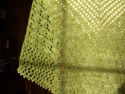 Lili Wen Fach - Snowdrop Shawl