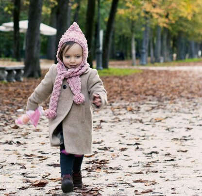 Pom-pom scarf with hoodie.