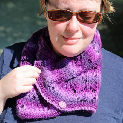 Splashes of Light Cowl