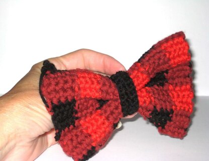 Plaid bow tie