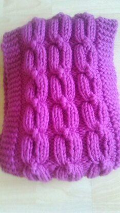 Snuggly Cabled Scarf