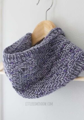 Hazel Herringbone Cowl