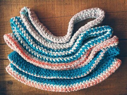 Zig-Zag Tube Necklace