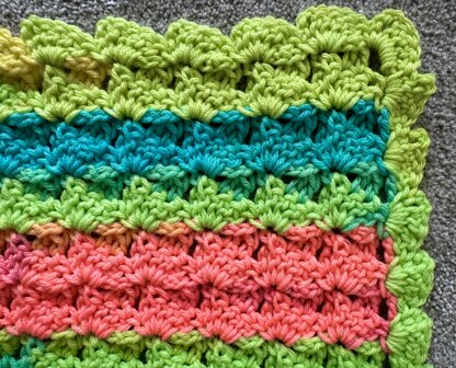 EASY Diagonal Shell Baby Blanket