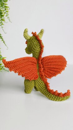 Gustav the Dragon crochet pattern, amigurumi dragon pattern