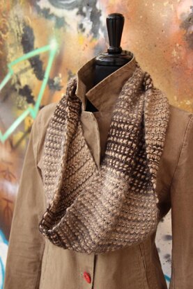 Amaranta Cowl