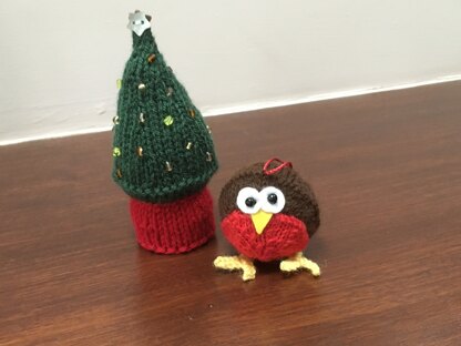 Mini Christmas Knits by Amanda Berry