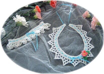 Knitted Wedding Horseshoe and Garter