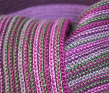 Mens Crochet Scarf Pattern: Purple Green Meadow Scarf