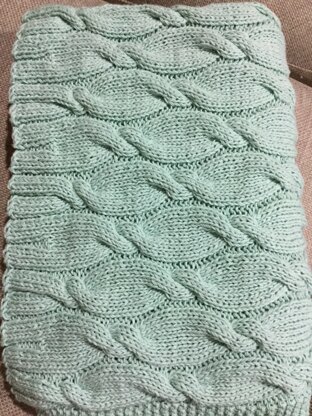 Double cable baby blanket