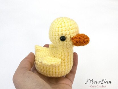 Amigurumi Duckling