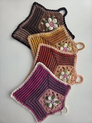 Pentagon Mitered Dishcloth