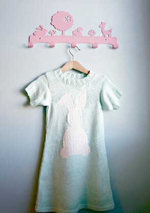 Cara de Cottontail knitted dress pattern