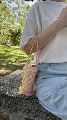 Flower Water Bottle Holder PDF pattern – market bag, cup sleeve, bag charm, flower keychain, crochet cup holder, flower bag charm