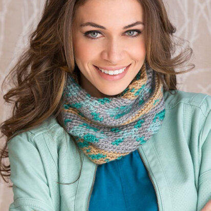 Fair Isle Crochet Cowl in Red Heart Soft and Multis - LW4757 - Downloadable PDF