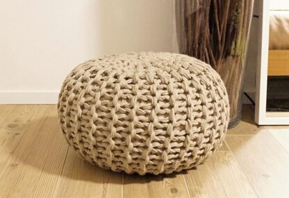 Cosy Pouf Foot Stool Video Tutorial