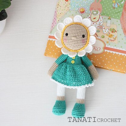 Crochet Pattern of DOLL - Chamomile