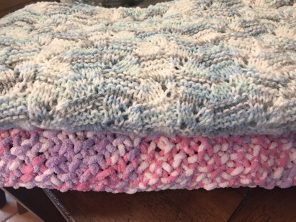 Staggered Squares Blanket in Bernat Baby Sport