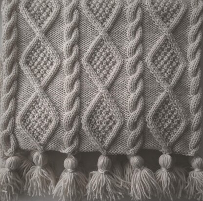 Aran Cable Scarf and Throw