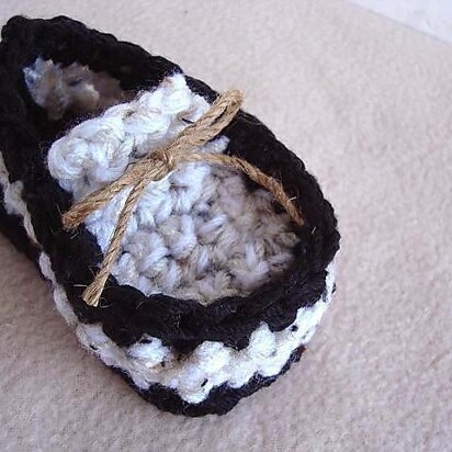 705 BABY LOAFER BOOTIES CROCHET PATTERN, newborn to 6 years