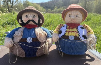On the ranch tea cosy