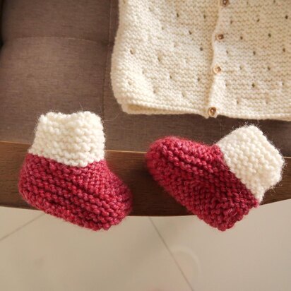 Strawberry Seed Baby Booties