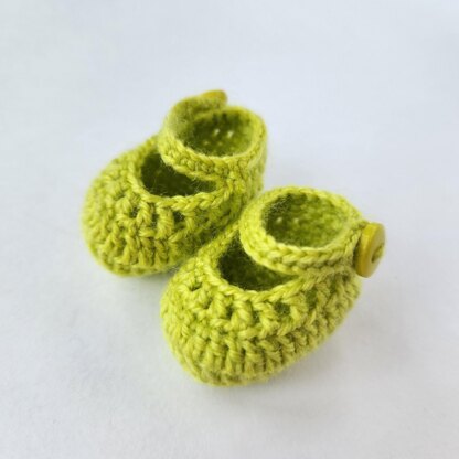 Waldorf Doll crochet booties. 3 sizes.