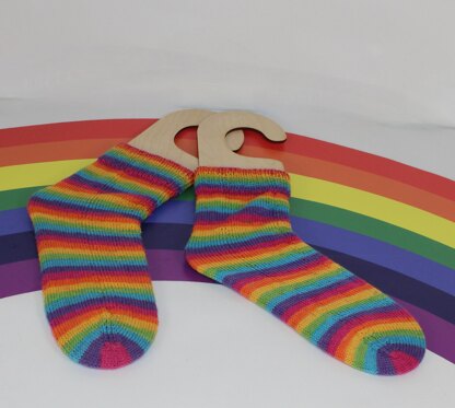 Mens Very Easy No Heel Rainbow Socks Circular