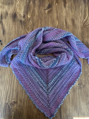 Something Happy Shawl Knitting pattern by Olya Mikesh Designs | LoveCrafts