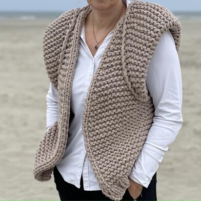 Knit chunky gilet 'Skylge' - knitting pattern