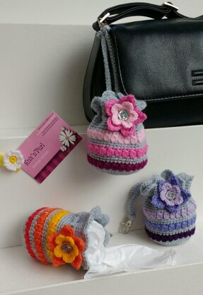 Carrier Bag Flower Pouch