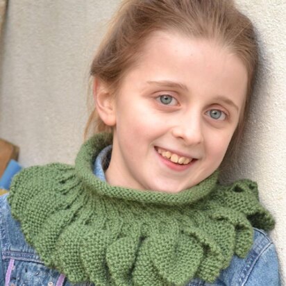 Leafy Child's Cowl