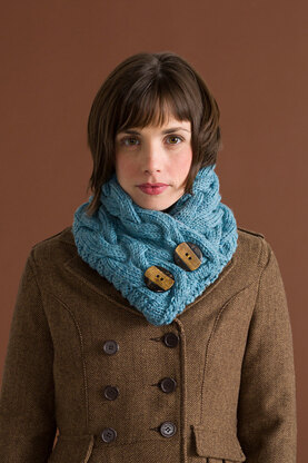 Clifden Cowl in Classic Elite Yarns Big Liberty Wool