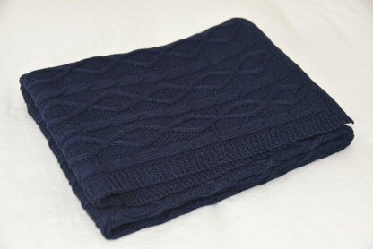 4 Ply Cable Trellis Blanket