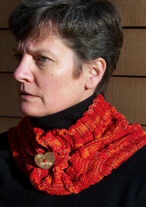 Chroi Thine (Irish = Hearts On Fire) cowl