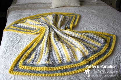 Lemonade Throw Blanket