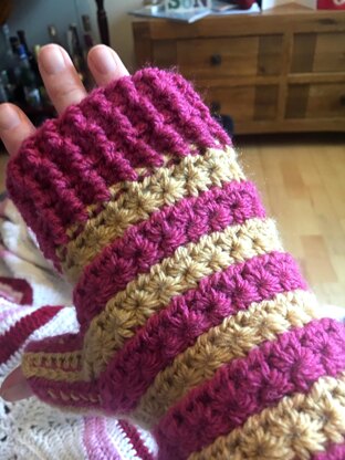 Stars and stripes fingerless mitts