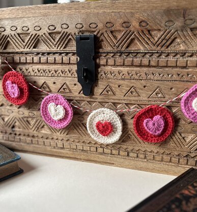 Crochet Valentines Bunting