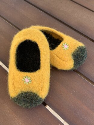 Toddler slippers