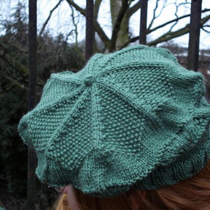 Russell Square Tam - knitting pattern