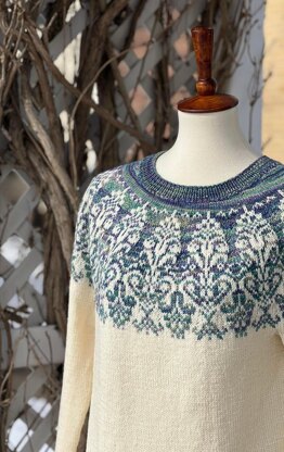 Baroque Pullover
