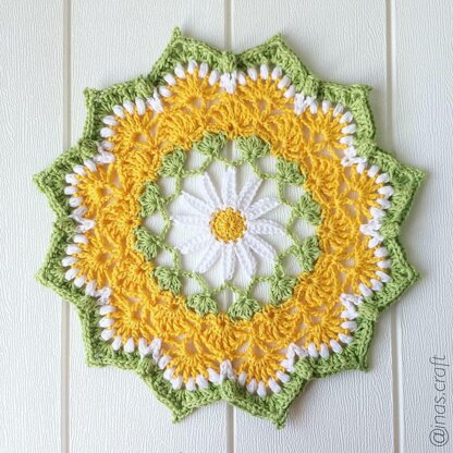 Daisily Doily