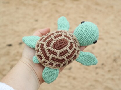 Marina the Sea Turtle Amigurumi