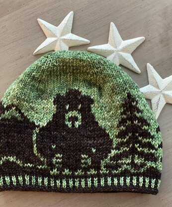 Bear in the Woods Hat
